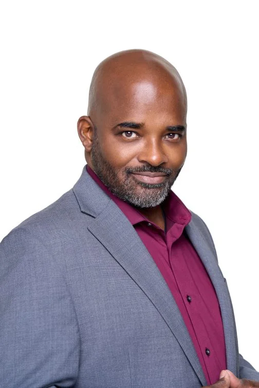 Tracy Morris Headshot